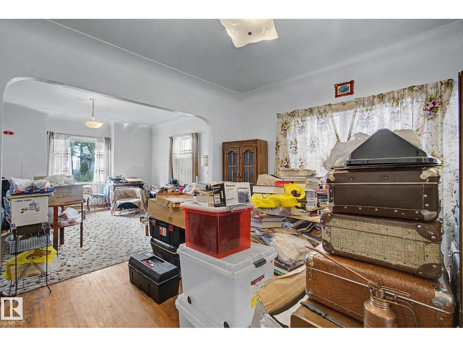 9334 106A AV NW - 17