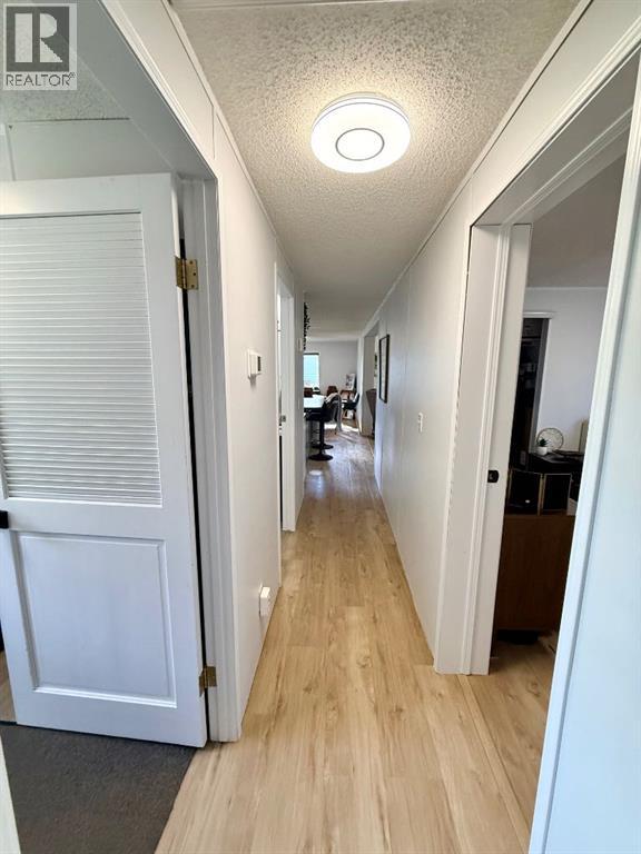 10629 101 Ave - Image 27