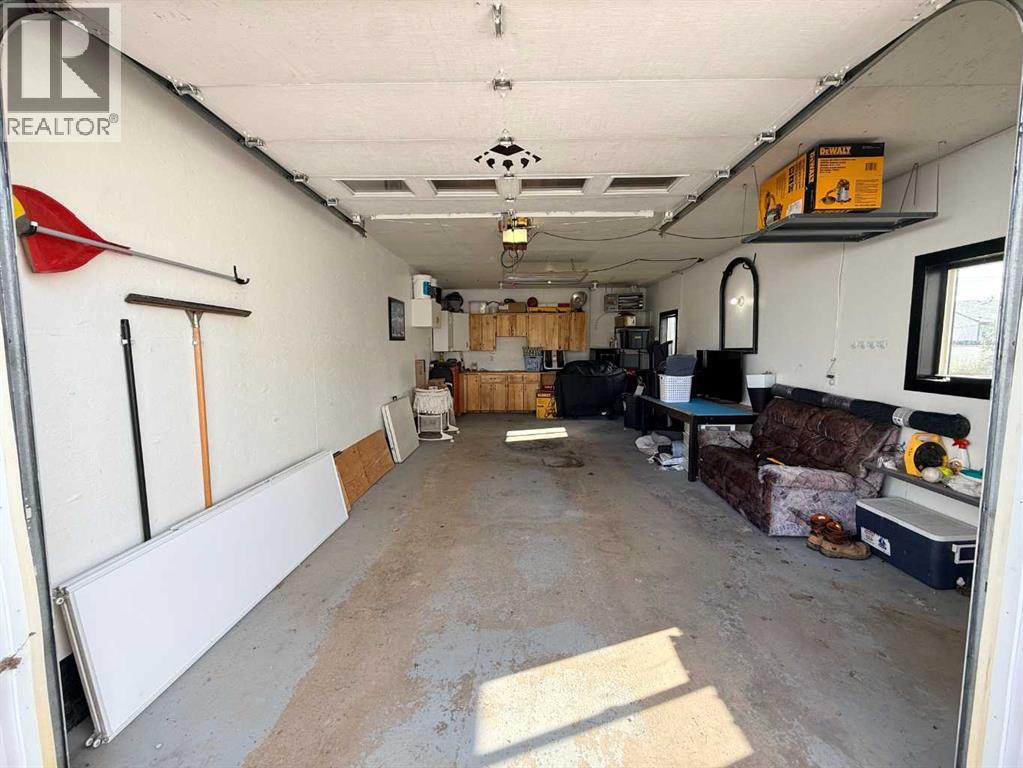 10629 101 Ave - Image 36