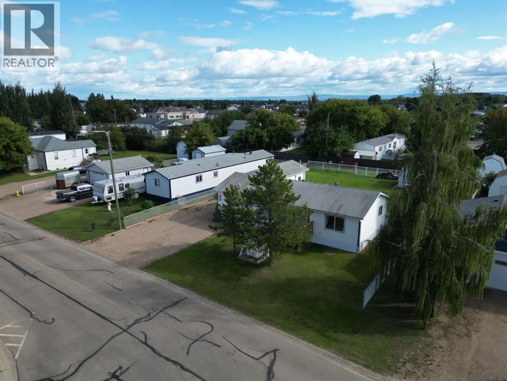 10629 101 Ave - Image 3