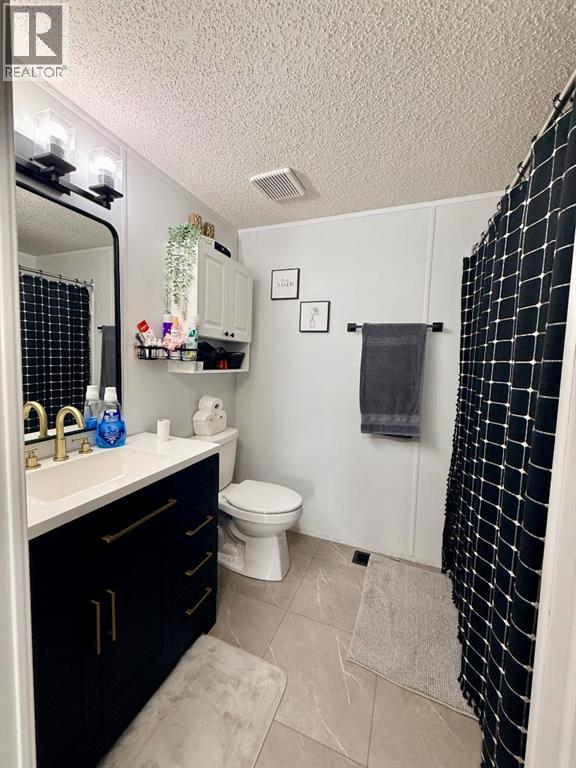 10629 101 Ave - Image 26