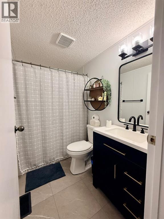 10629 101 Ave - Image 25