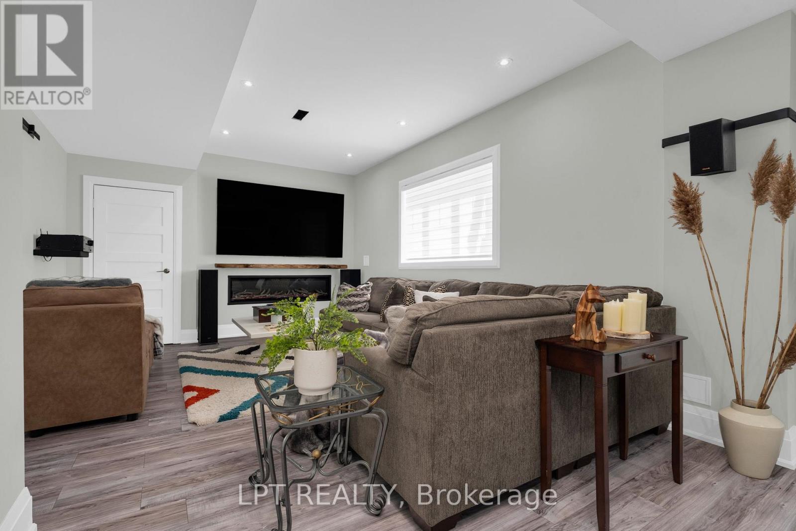 1333 HARRINGTON STREET - Image 31