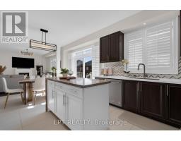 Kitchen - 1333 Harrington Street, Innisfil, ON L0L1W0 Photo 10