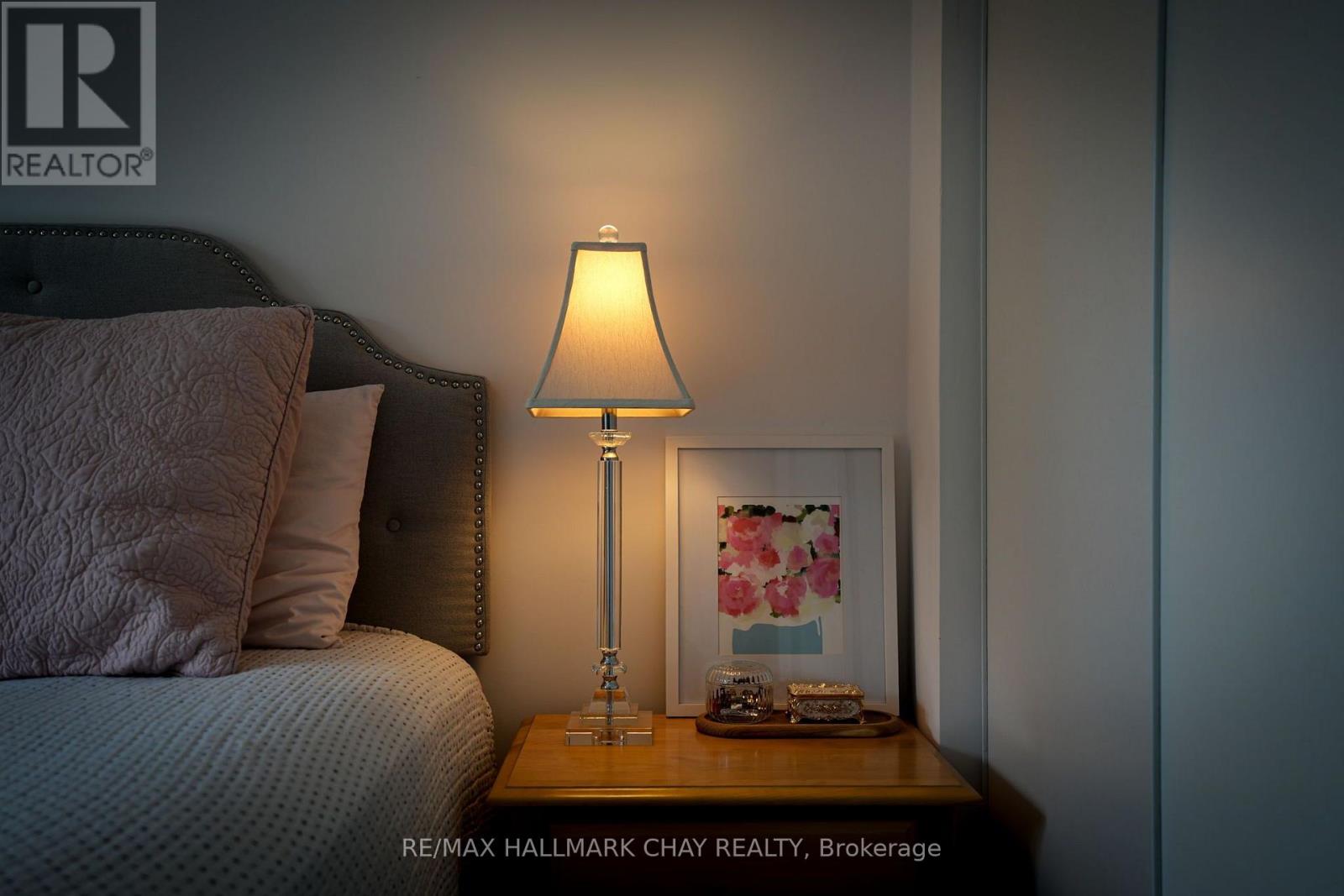 #404 157 WELLINGTON STREET E - 19
