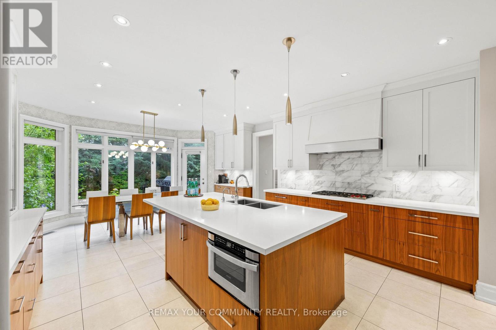 75 ARNOLD AVENUE - 11
