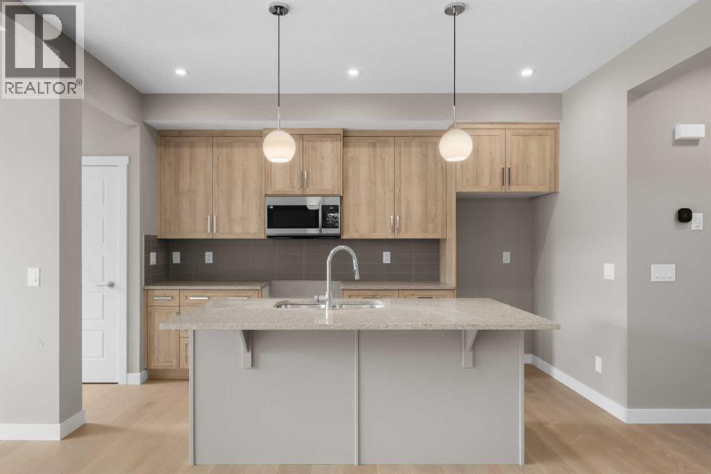408 Sora Boulevard Southeast