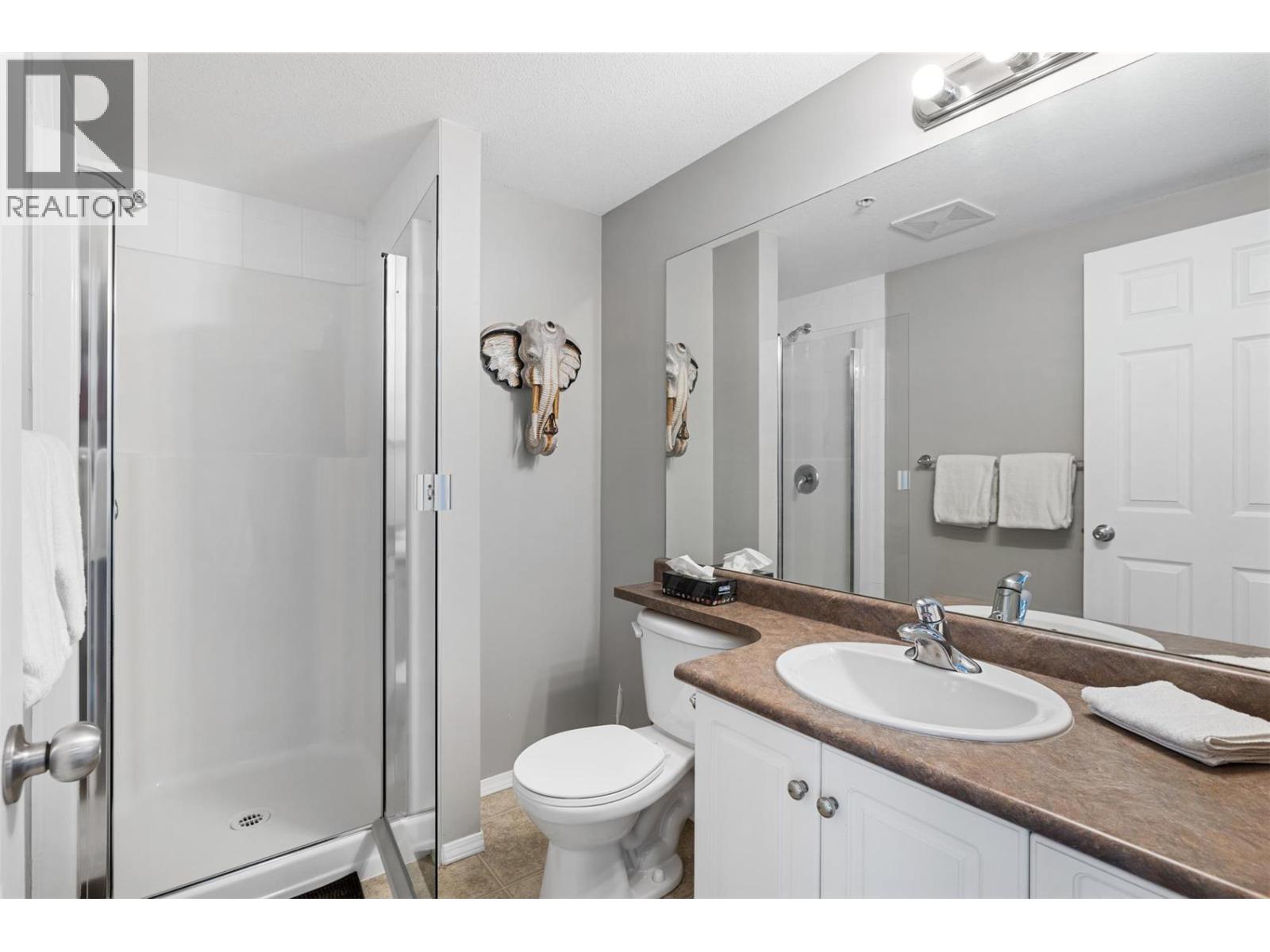 246 1088 Sunset Drive, Kelowna