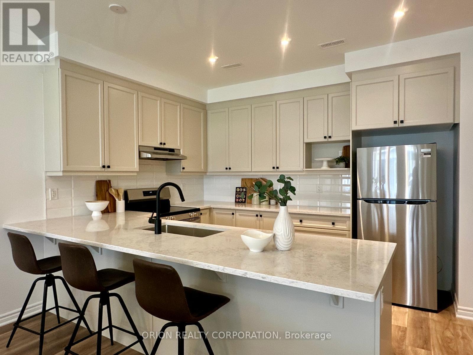 719 SARGEANT PLACE - 2