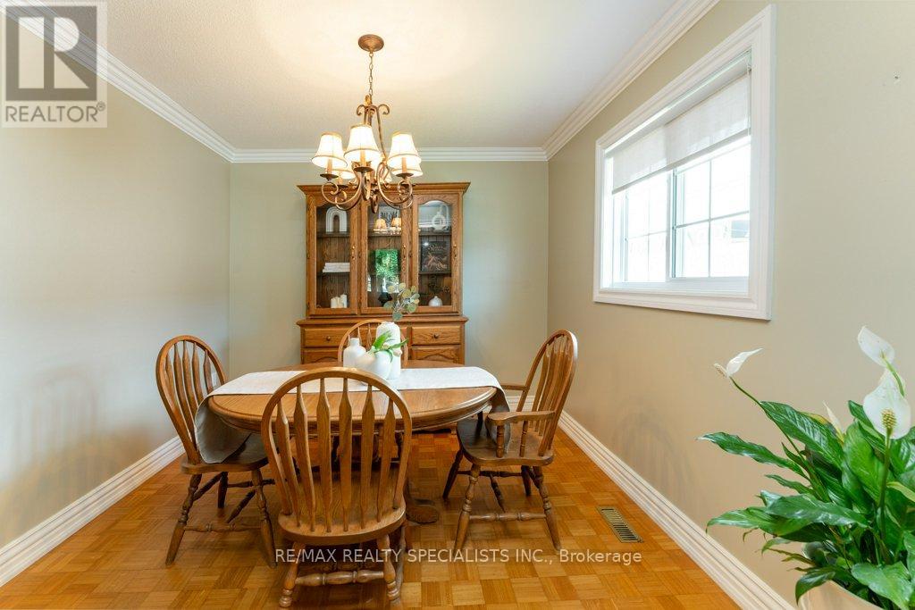 330 HICKORY CIRCLE - 5