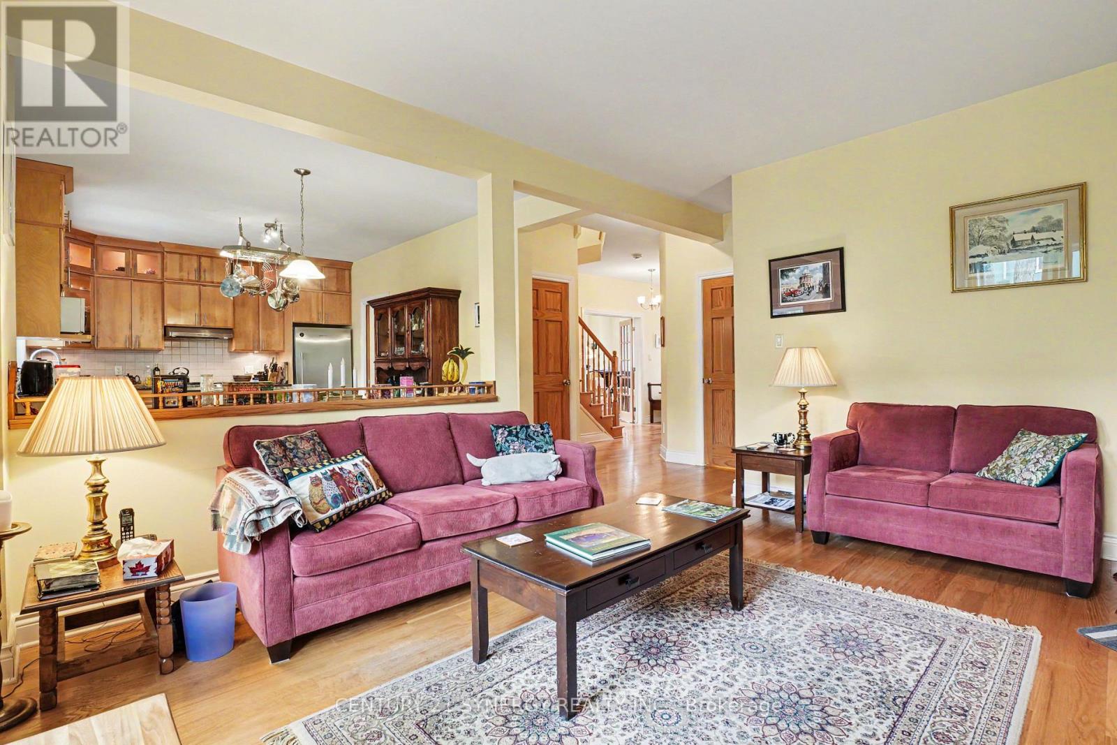 408 BROCK STREET E - Image 14