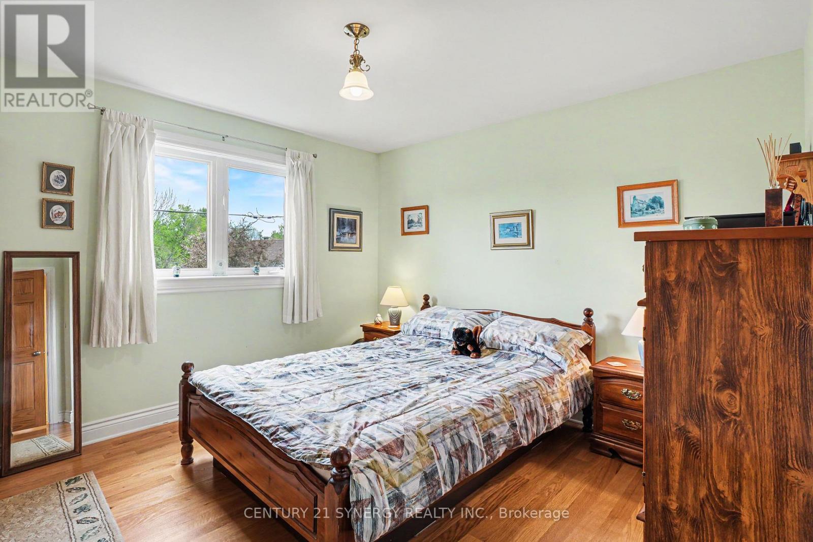 408 BROCK STREET E - Image 25