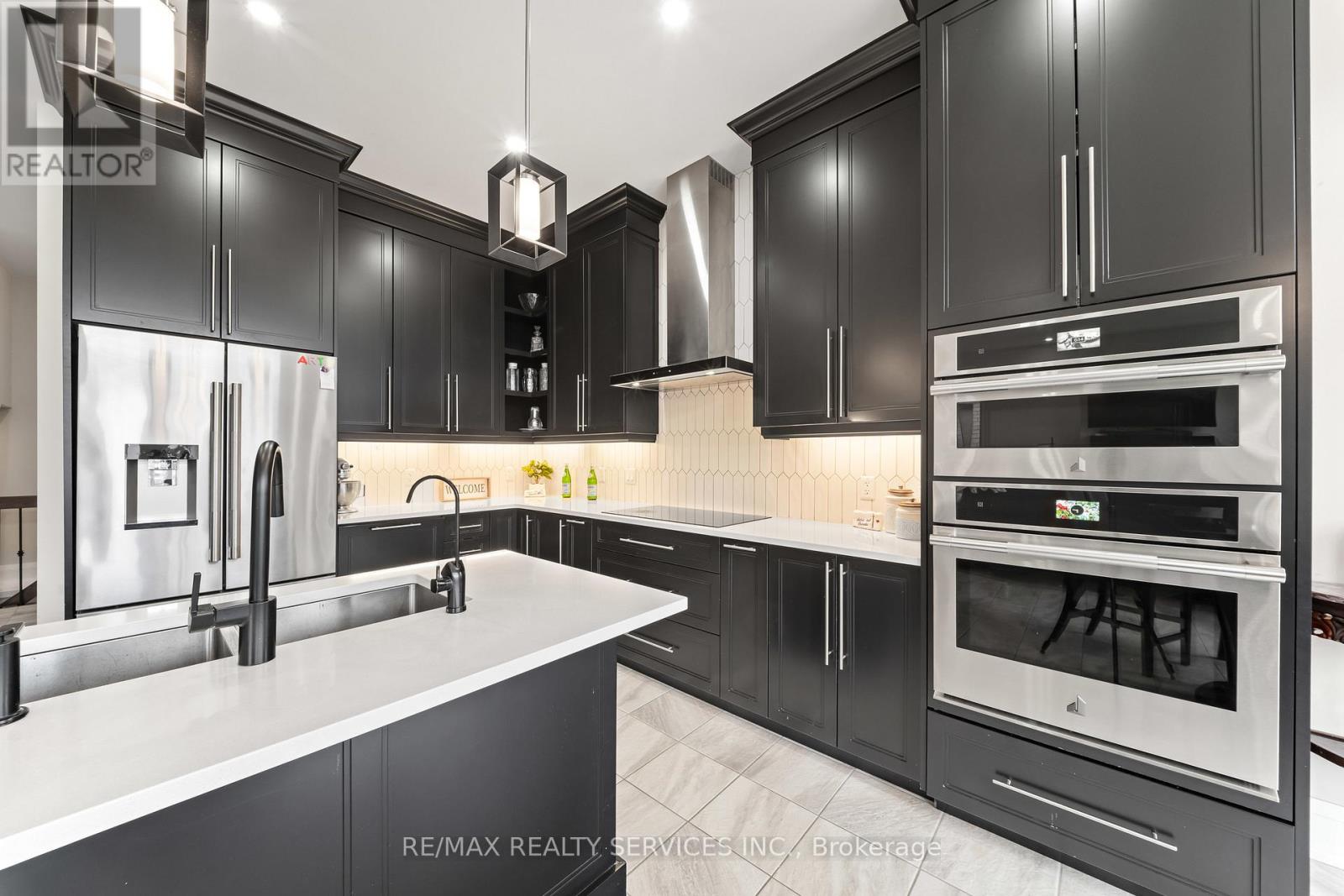 130 PONDCLIFFE DRIVE - Image 15