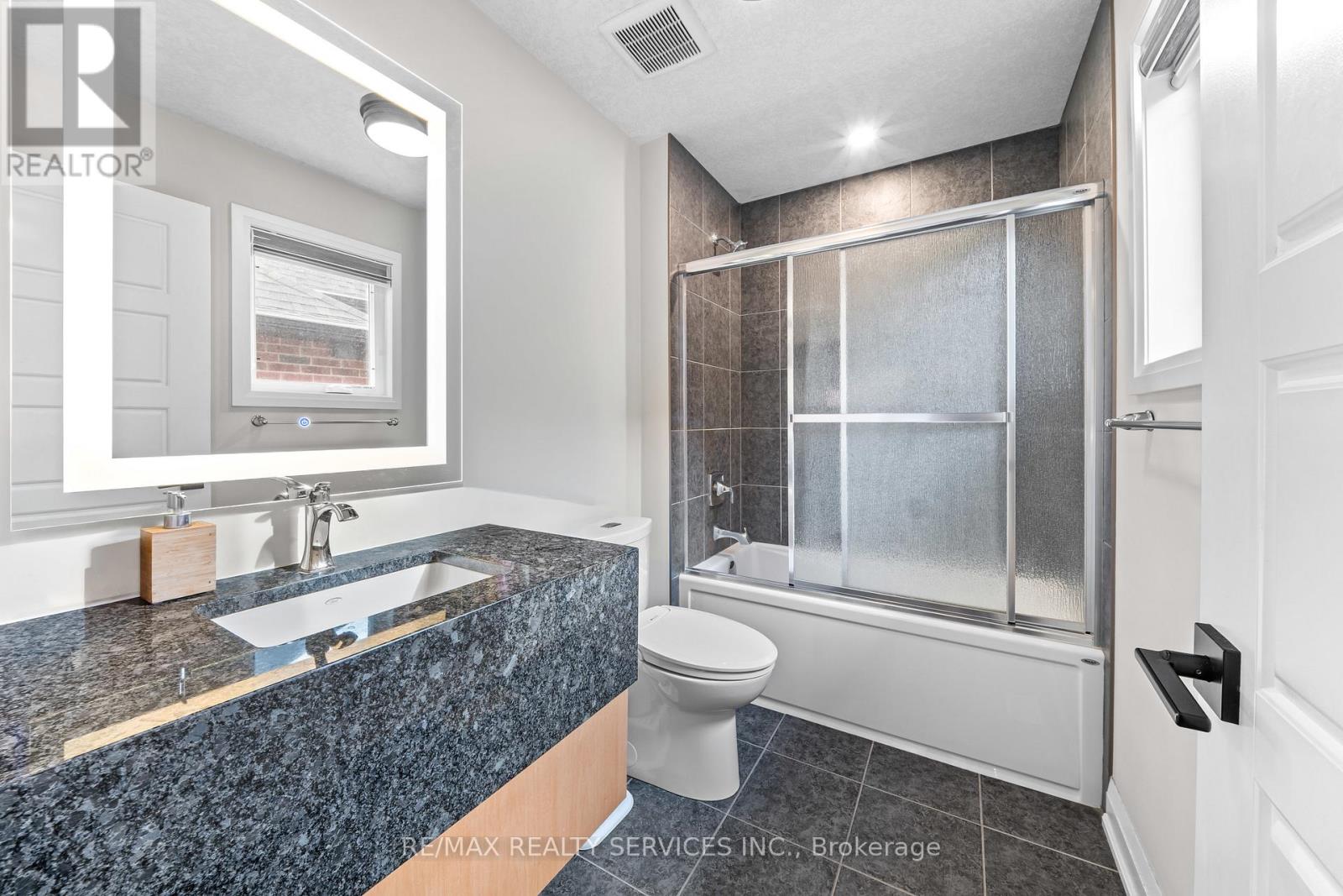 130 PONDCLIFFE DRIVE - Image 36