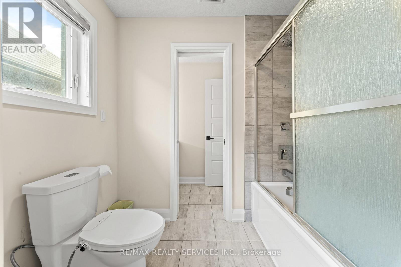 130 PONDCLIFFE DRIVE - Image 41