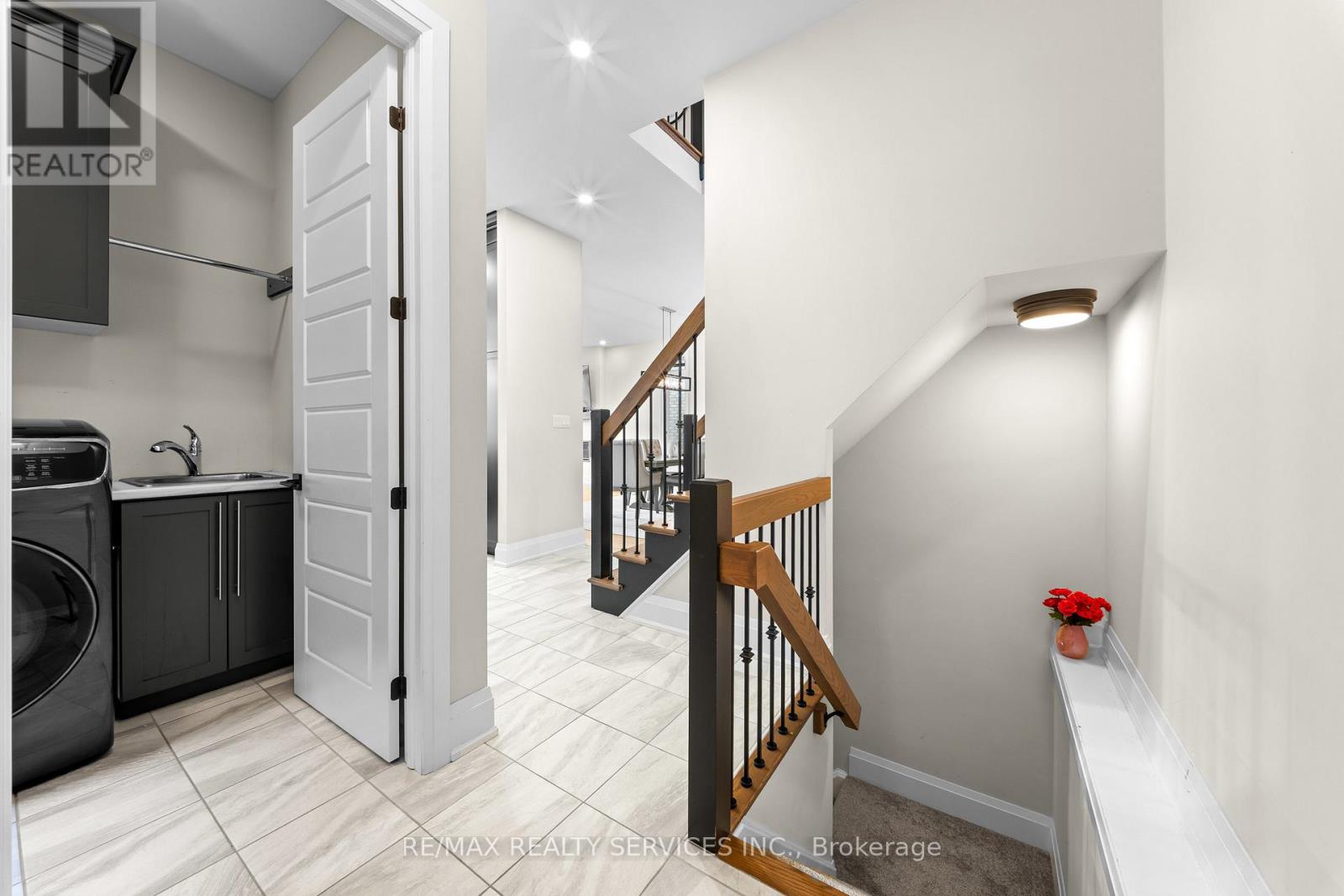 130 PONDCLIFFE DRIVE - Image 45