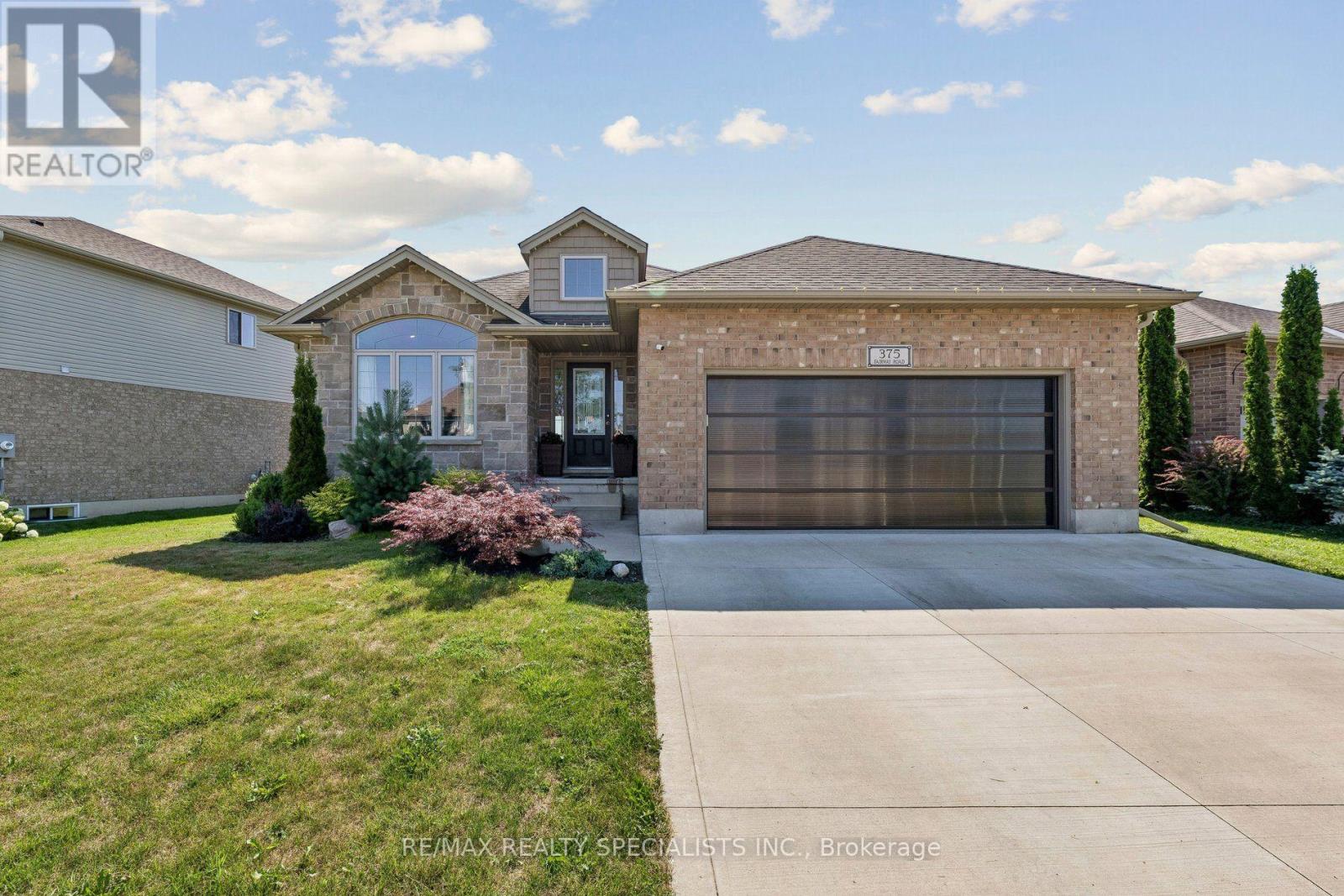375 FAIRWAY ROAD - 2