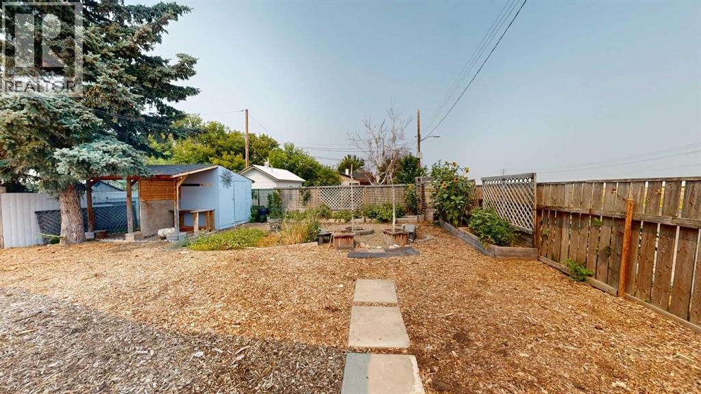 1239 41 Avenue North - Photo 28