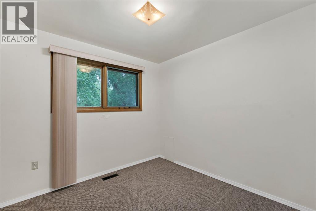 12417 Range Road 71 - Photo 32