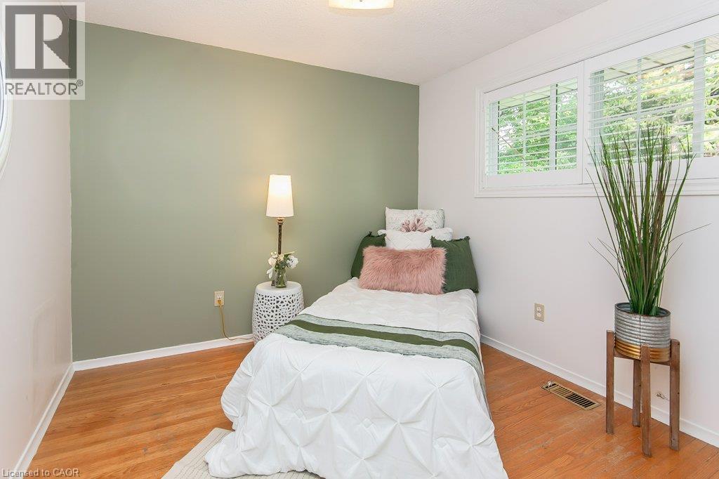 66 SHEA Crescent - 19