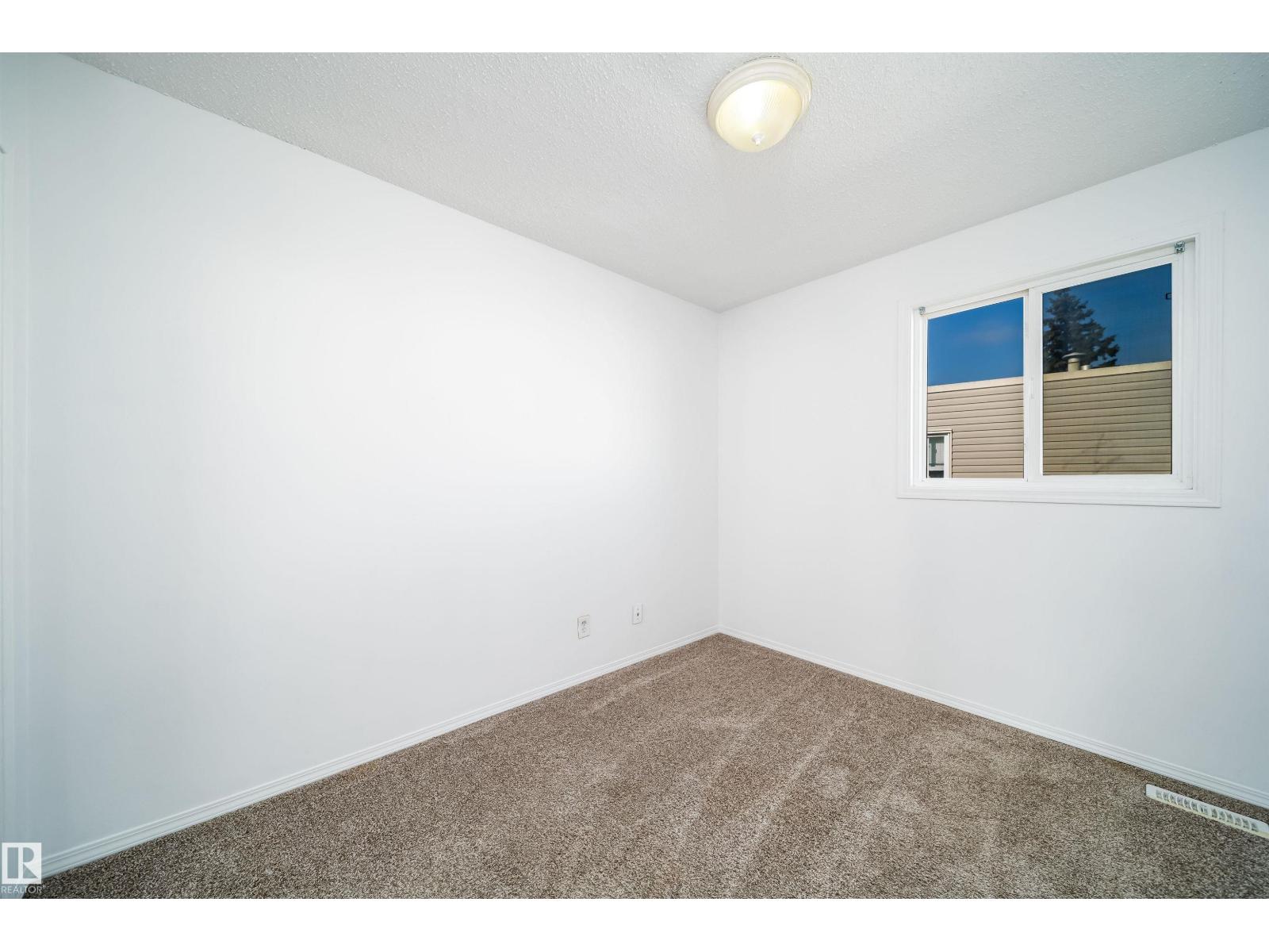 8217 182 ST NW - 18