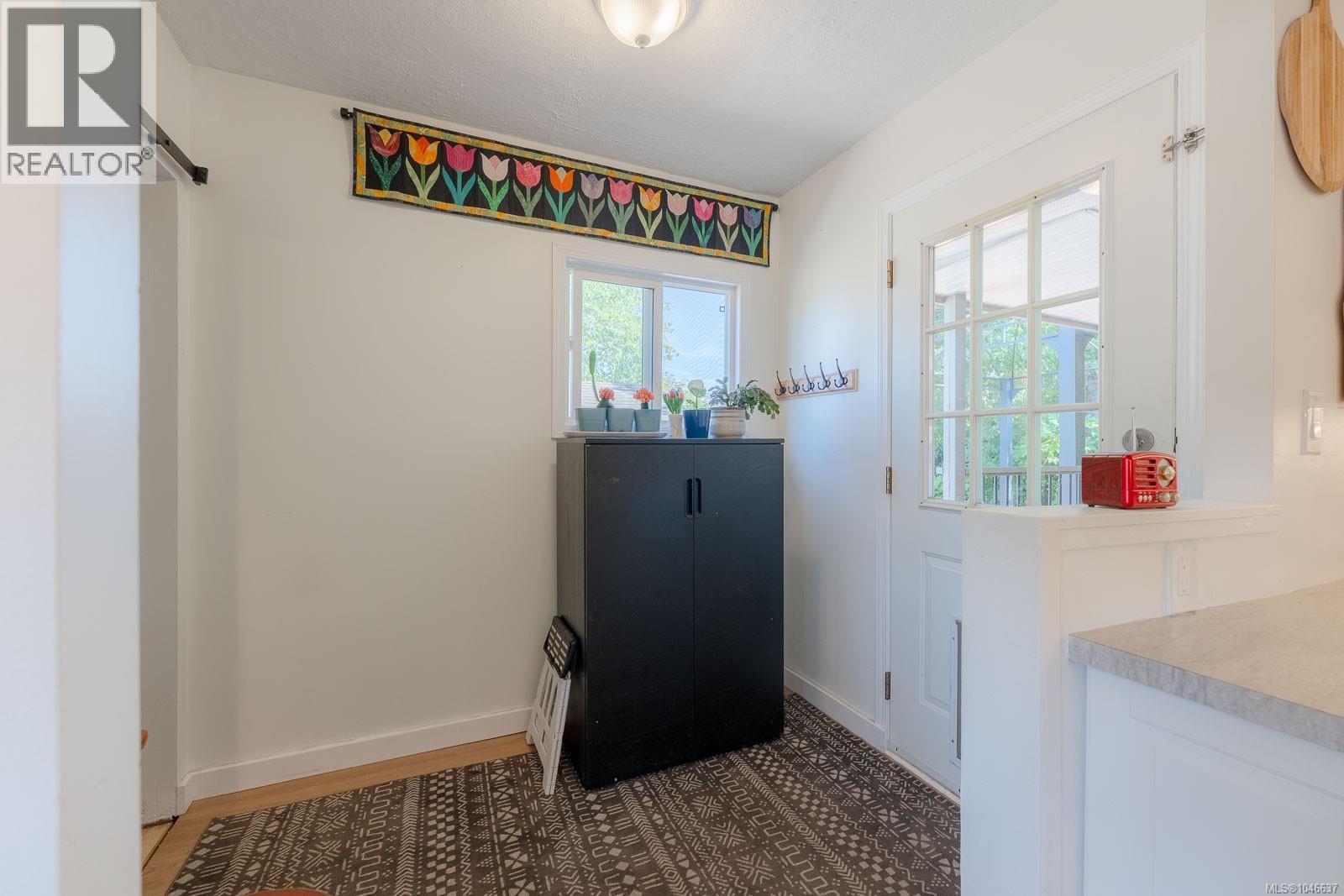 1316 Waddington Rd - 20