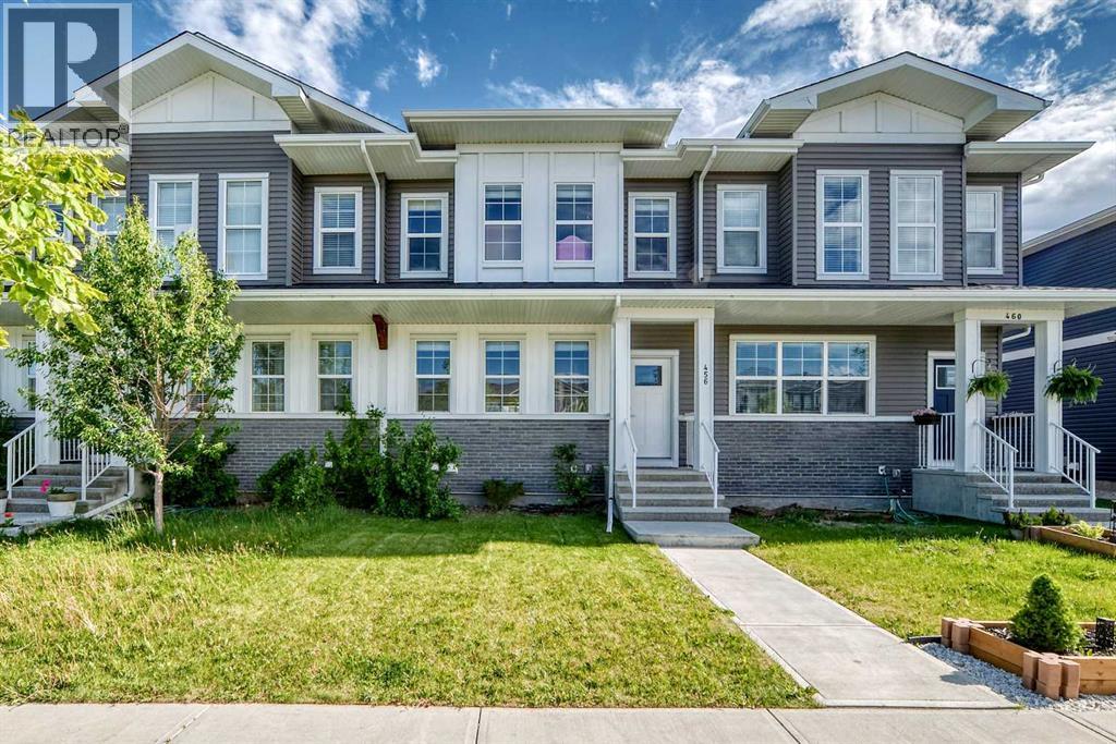 Property for sale at 456 West Lakeview Drive