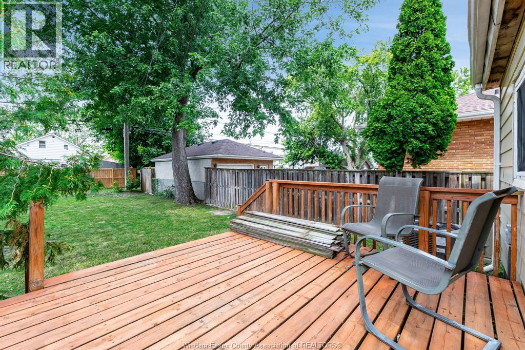 1563 Albert ROAD - Image 26