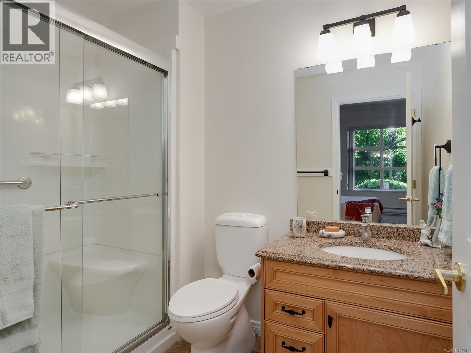 #106 455 Kingston St - 14