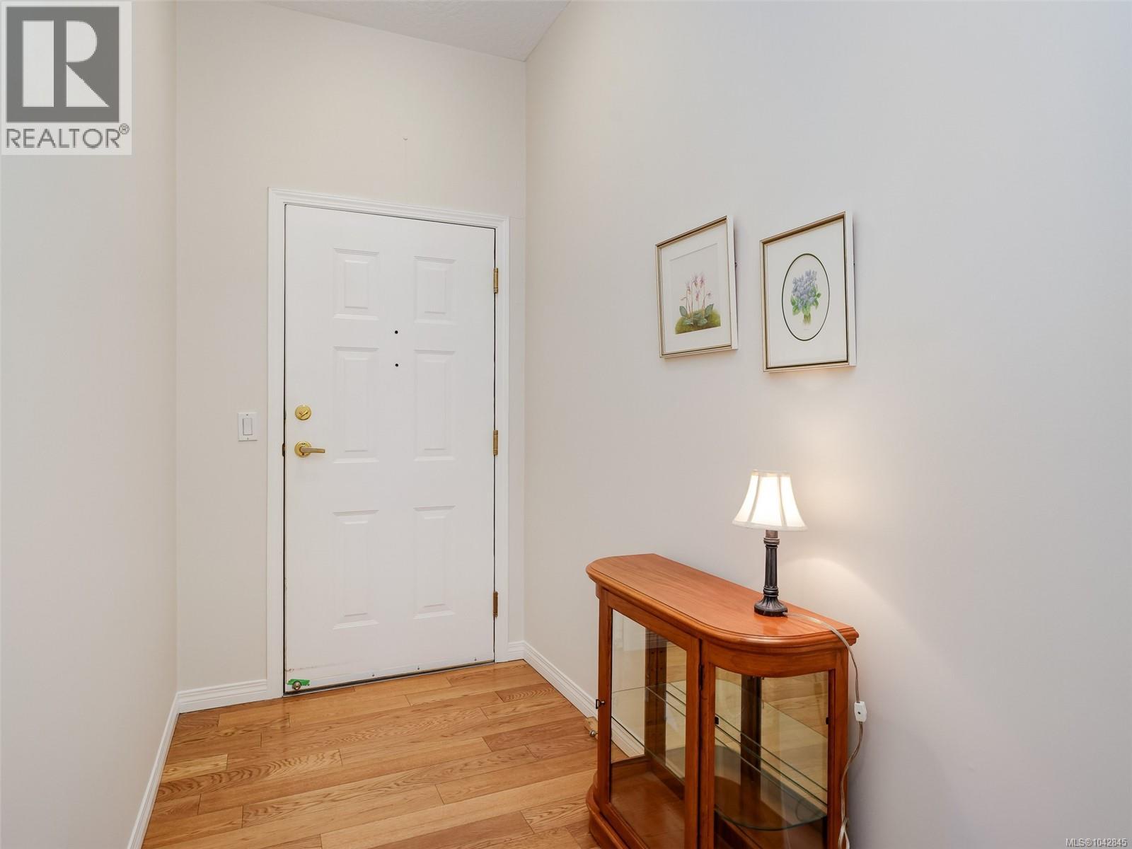 #106 455 Kingston St - 18