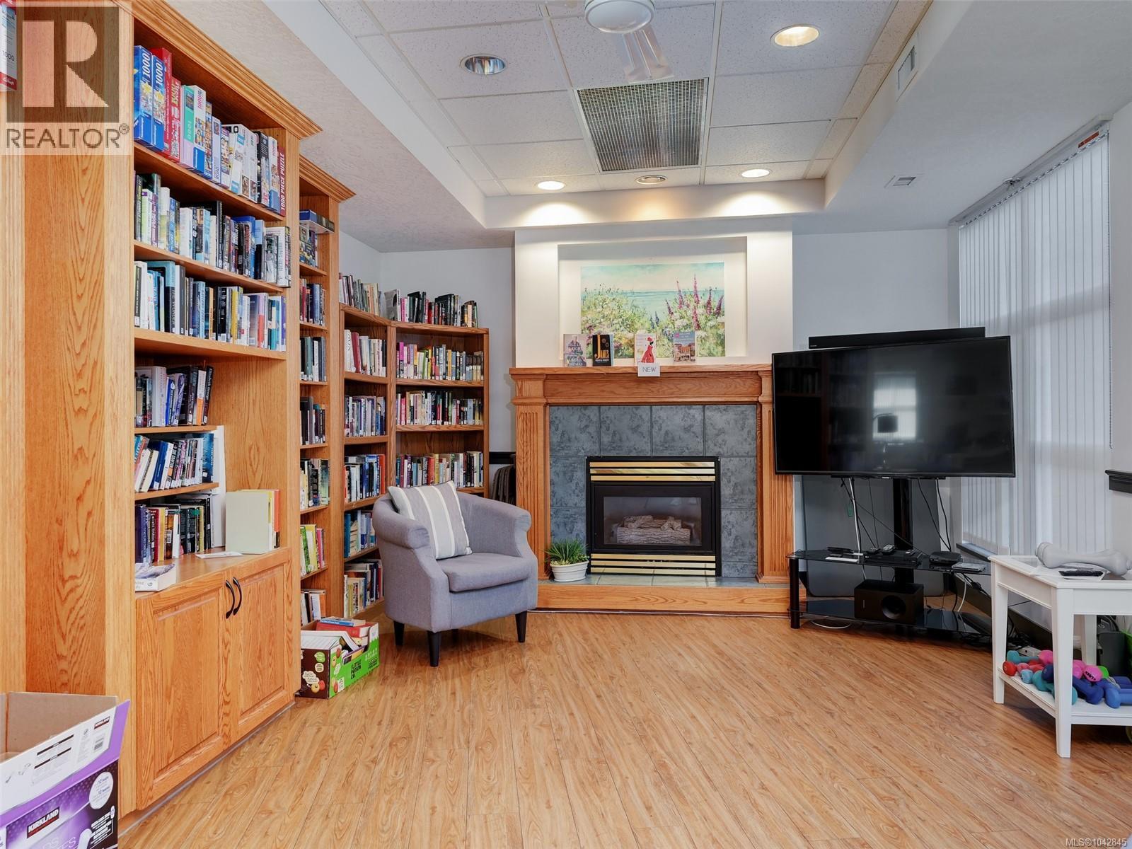 #106 455 Kingston St - Image 25