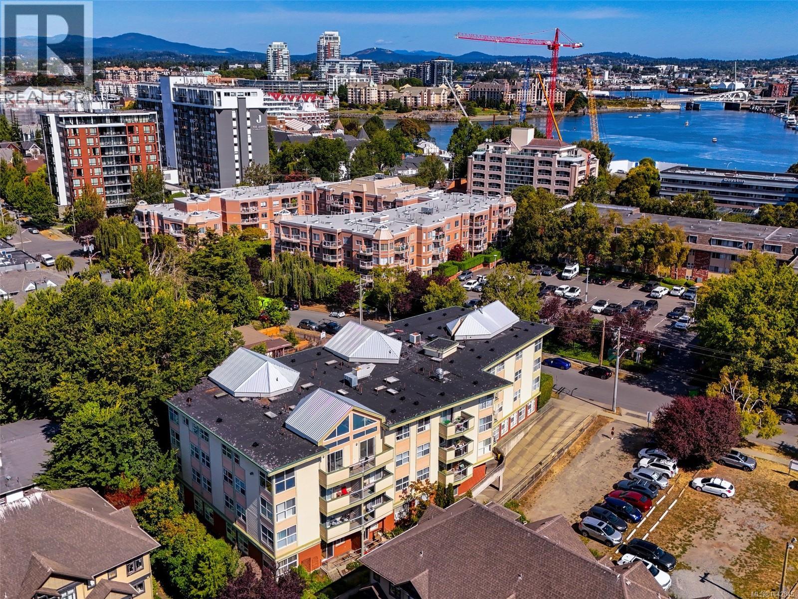 #106 455 Kingston St - 29