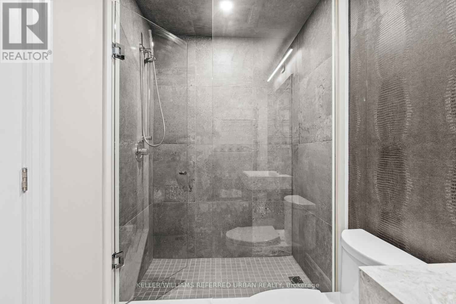 61 RIA COURT - Image 39