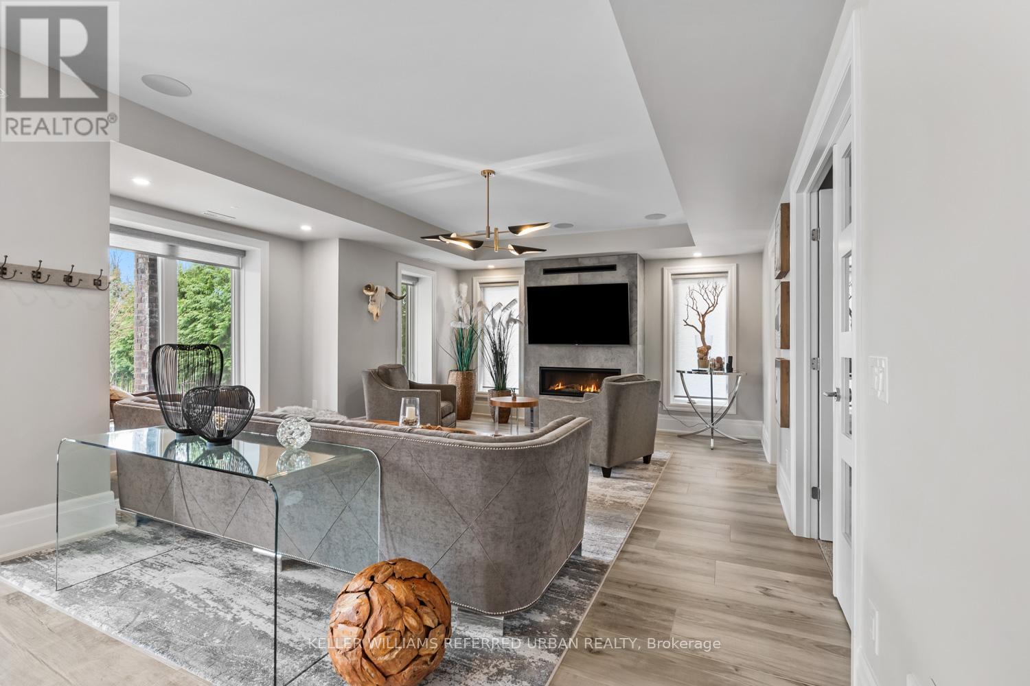61 RIA COURT - Image 34