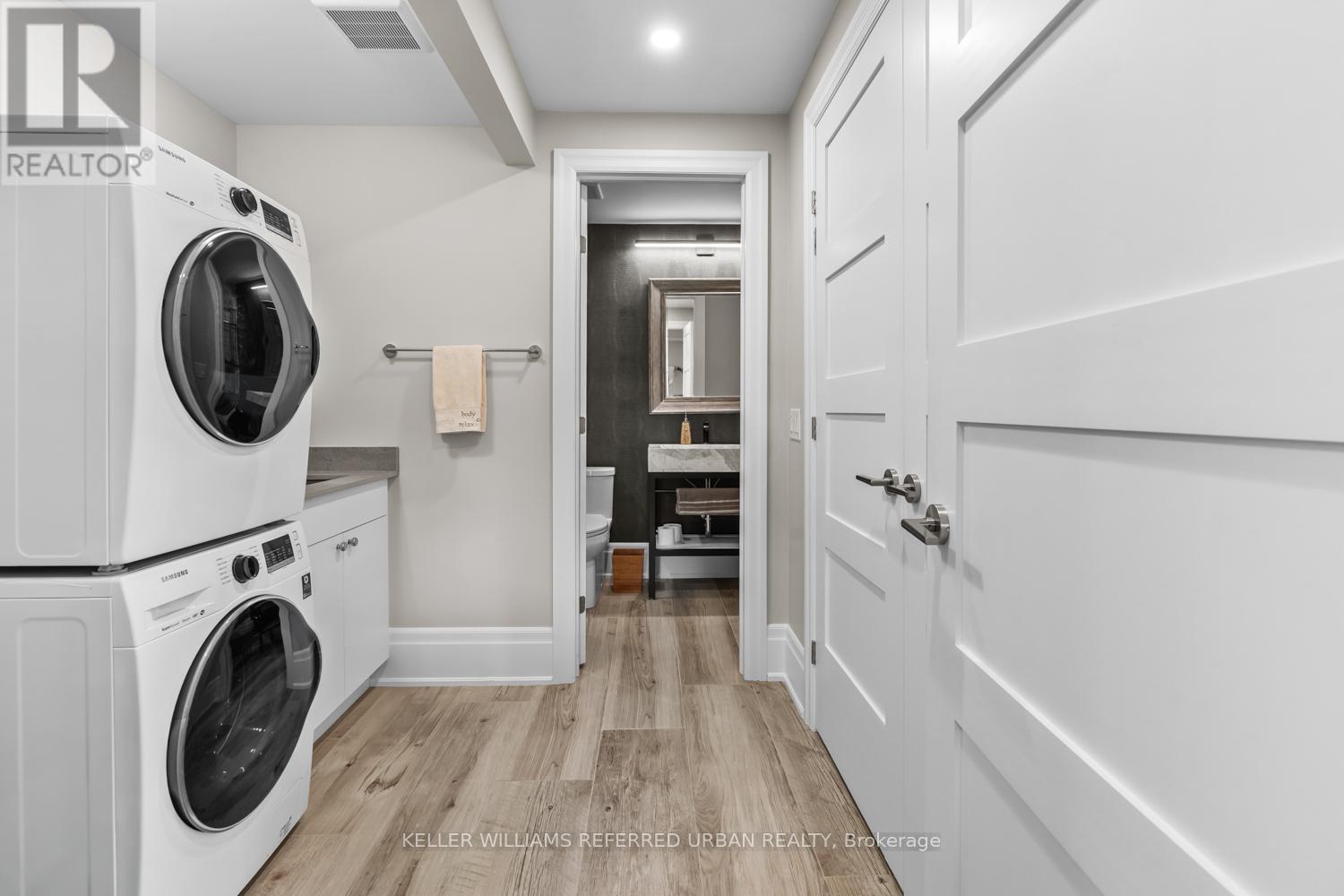 61 RIA COURT - Image 37