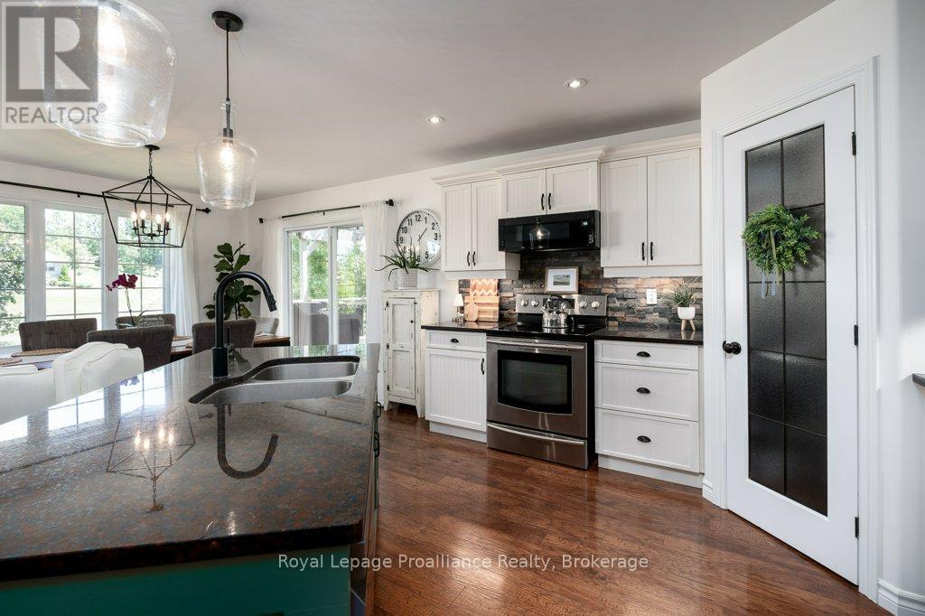 47 WINDWHISPER DRIVE - Image 19