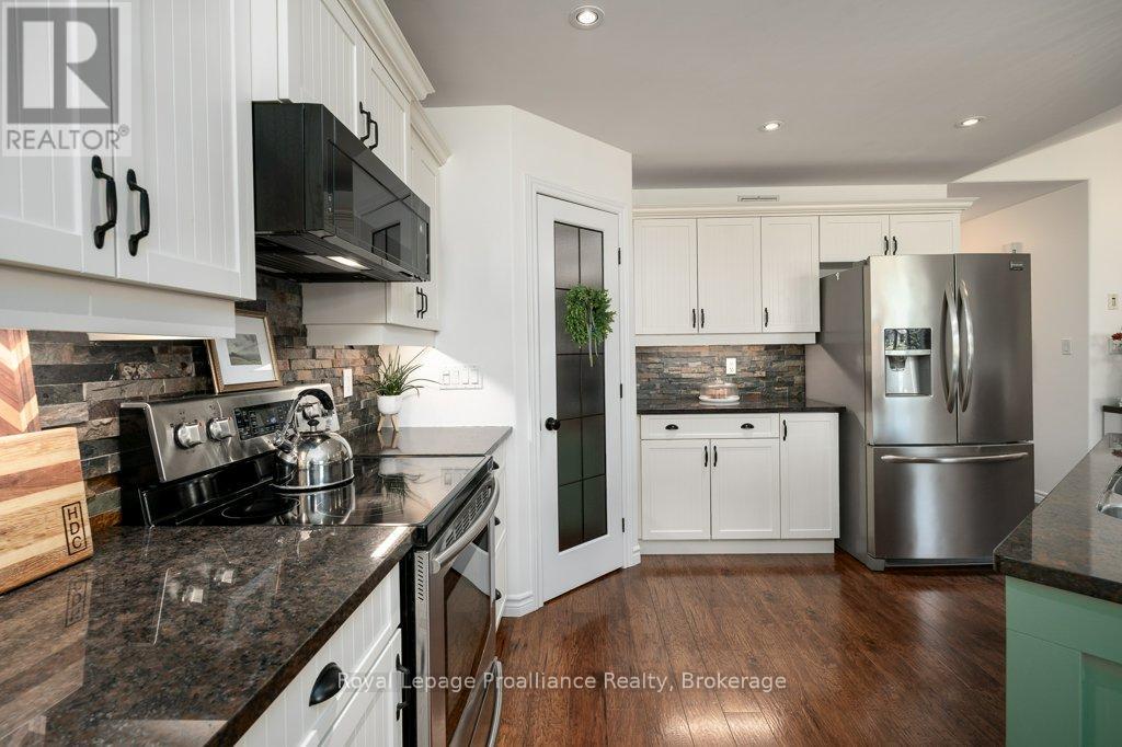 47 WINDWHISPER DRIVE - Image 18