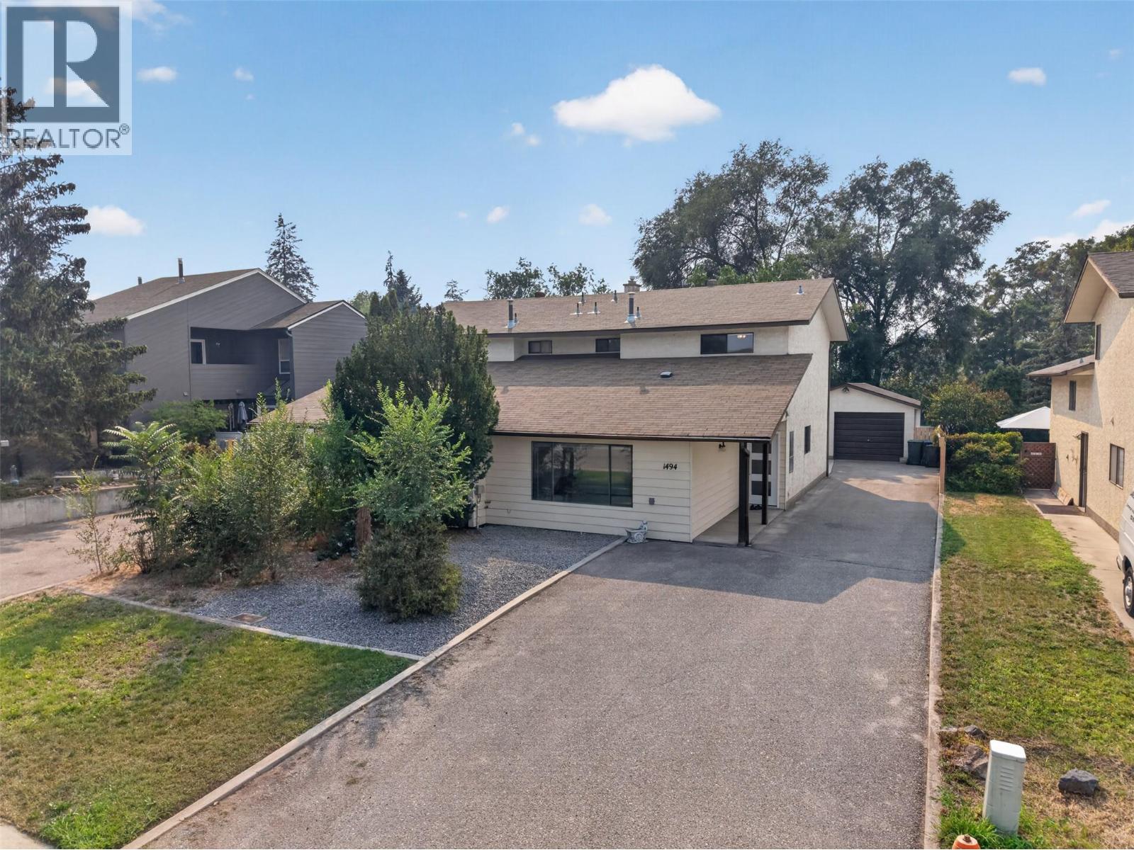 1494/1496 Elm Street, Kelowna