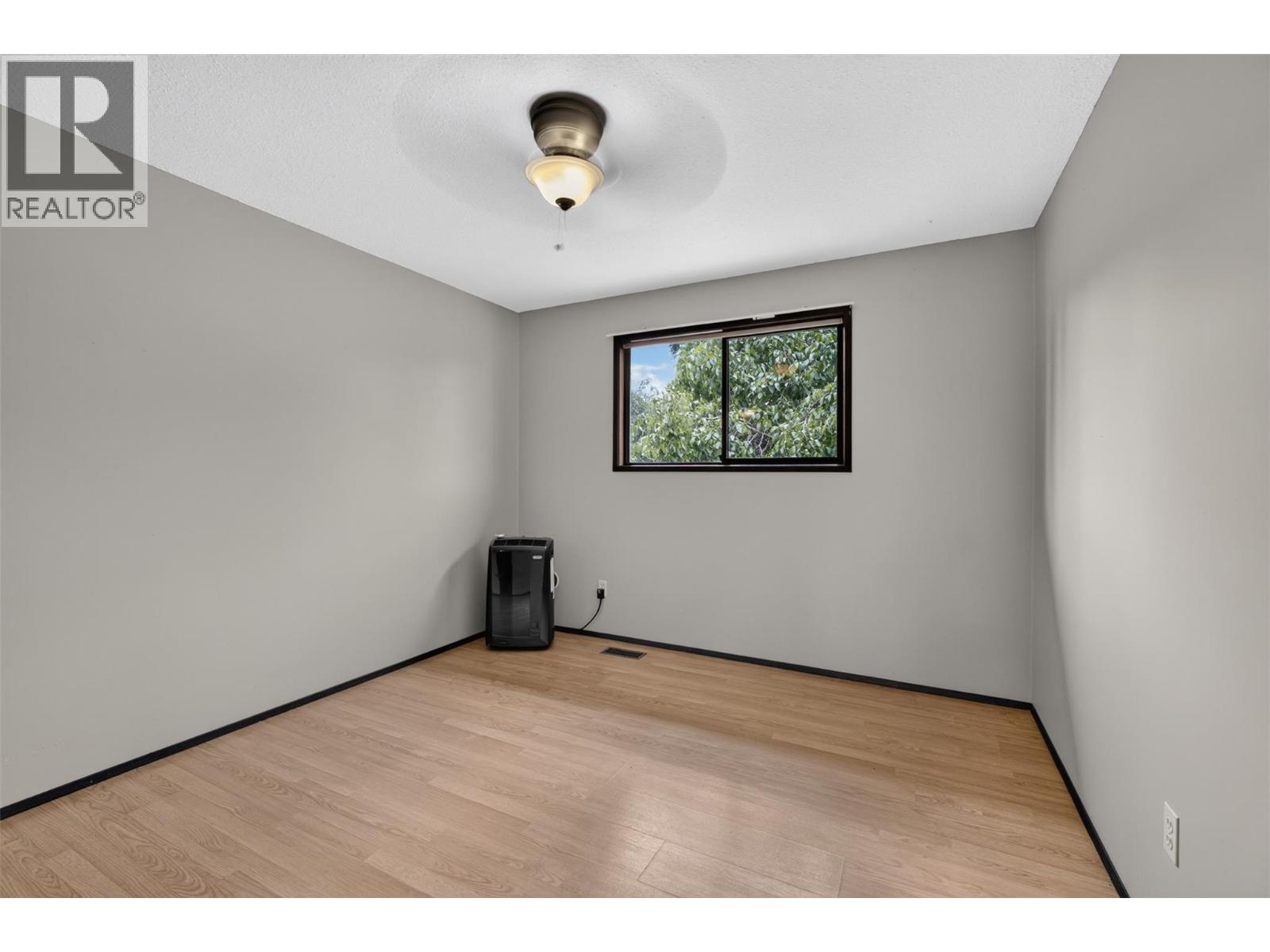 1494/1496 Elm Street, Kelowna
