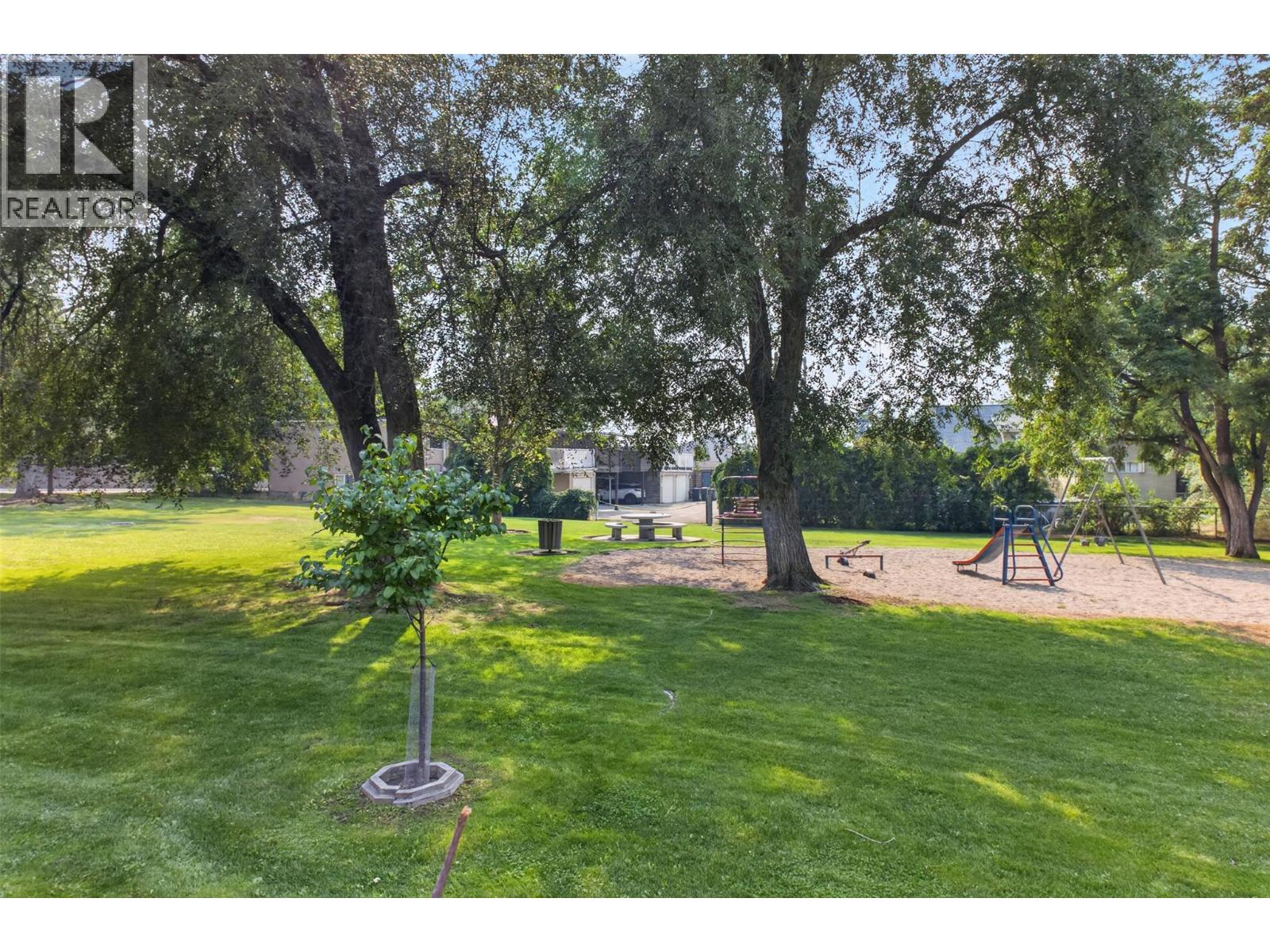 1494/1496 Elm Street, Kelowna