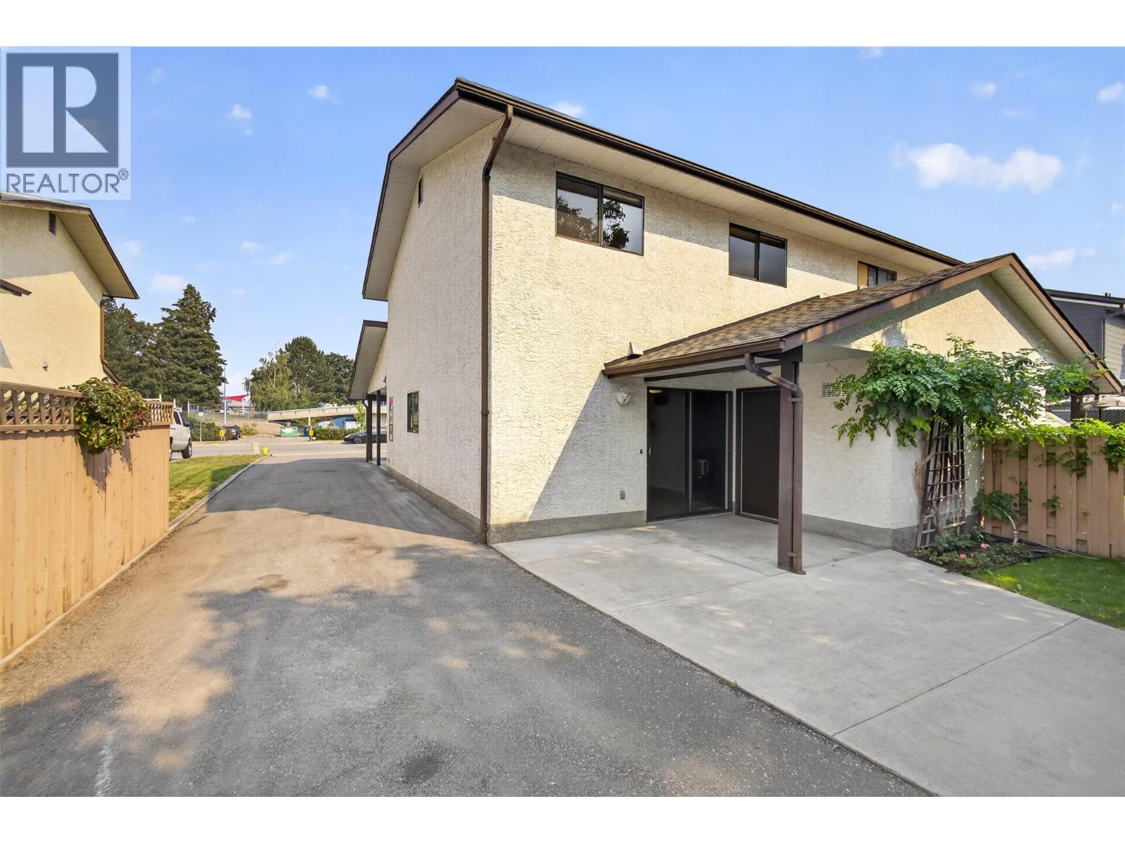 1494/1496 Elm Street, Kelowna