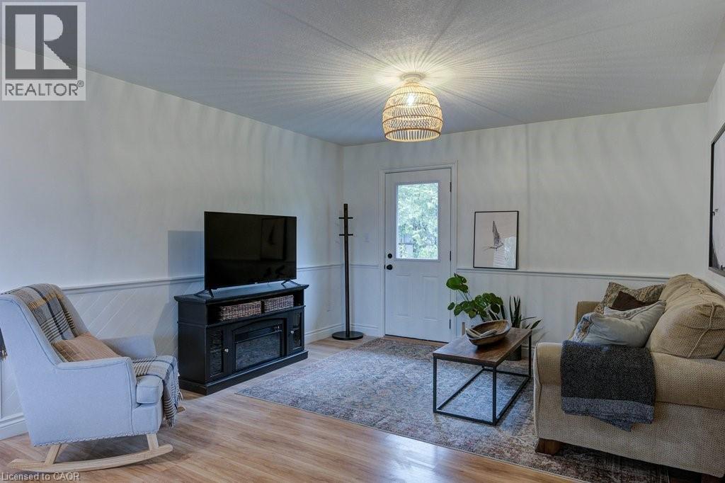 122 HEMLOCK Street - 22