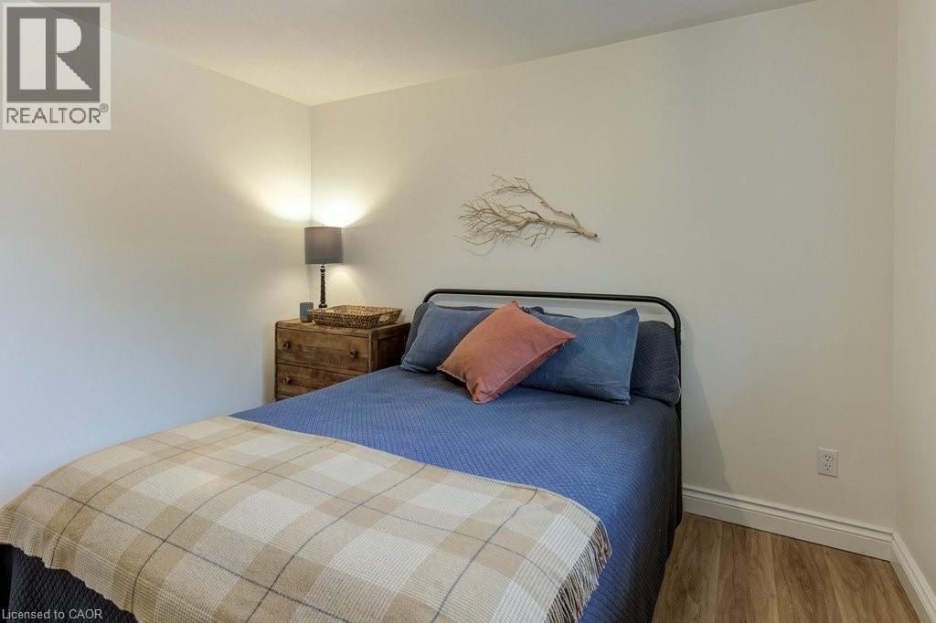 122 HEMLOCK Street - 25