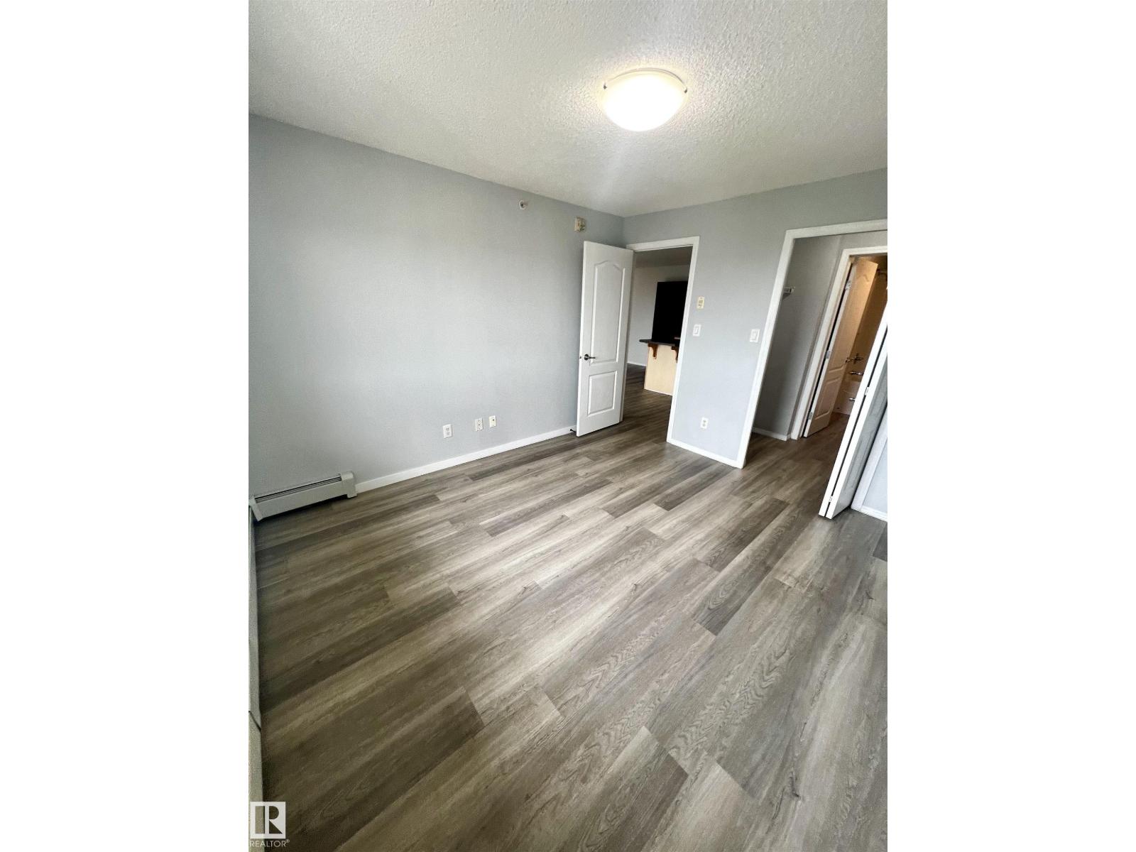 #411 5951 165 AV NW - 19
