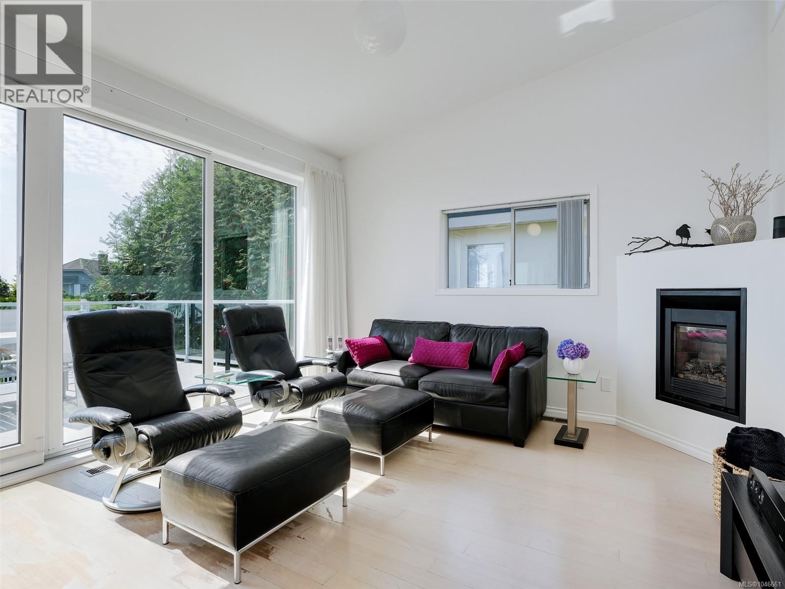 3371 Anchorage Ave - 8