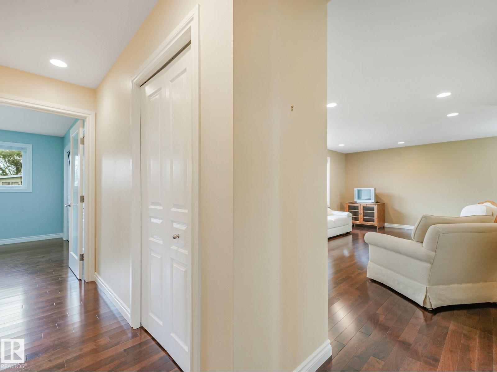 15617 80 Avenue NW - Photo 19