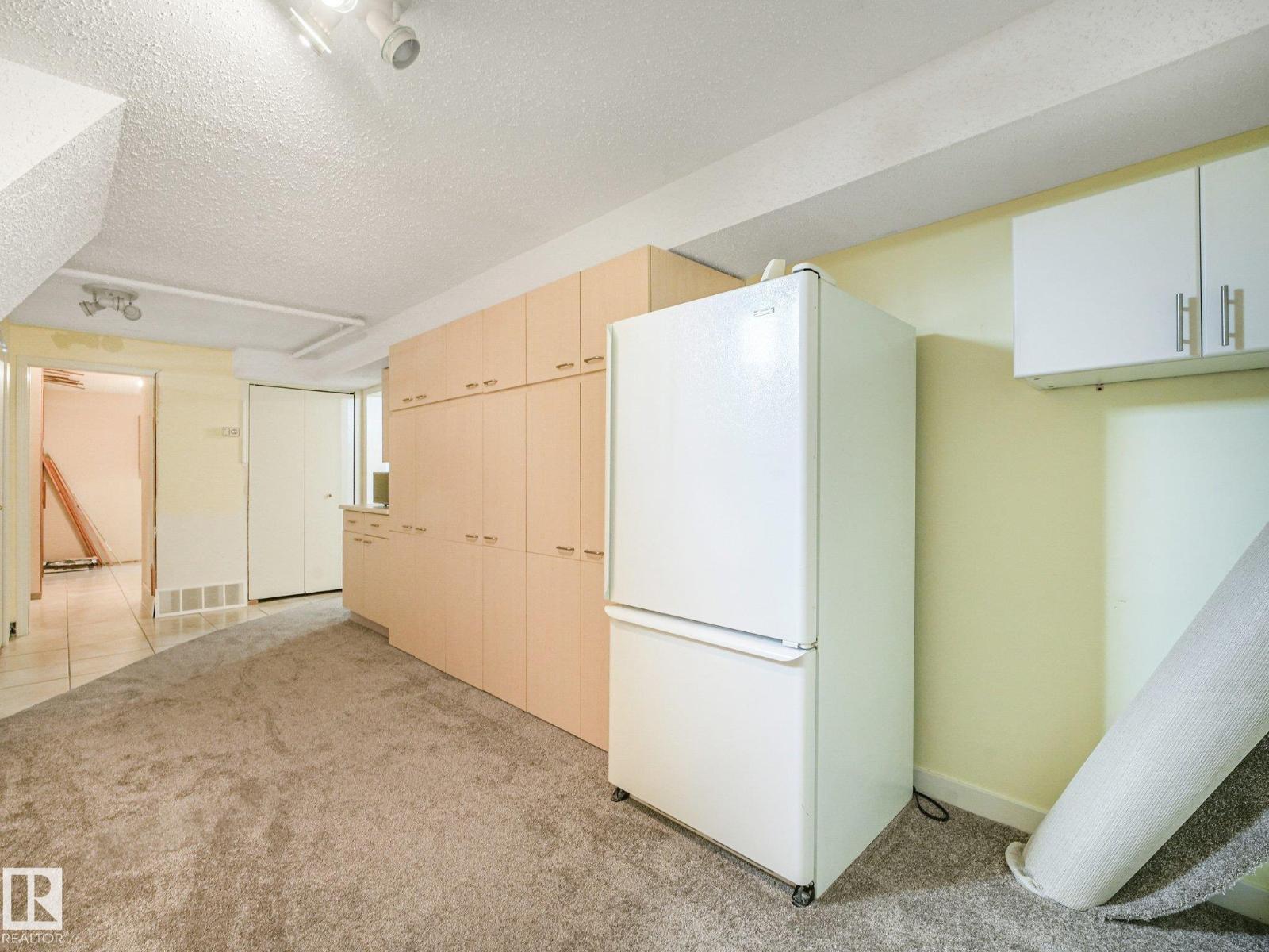 15617 80 Avenue NW - Photo 30