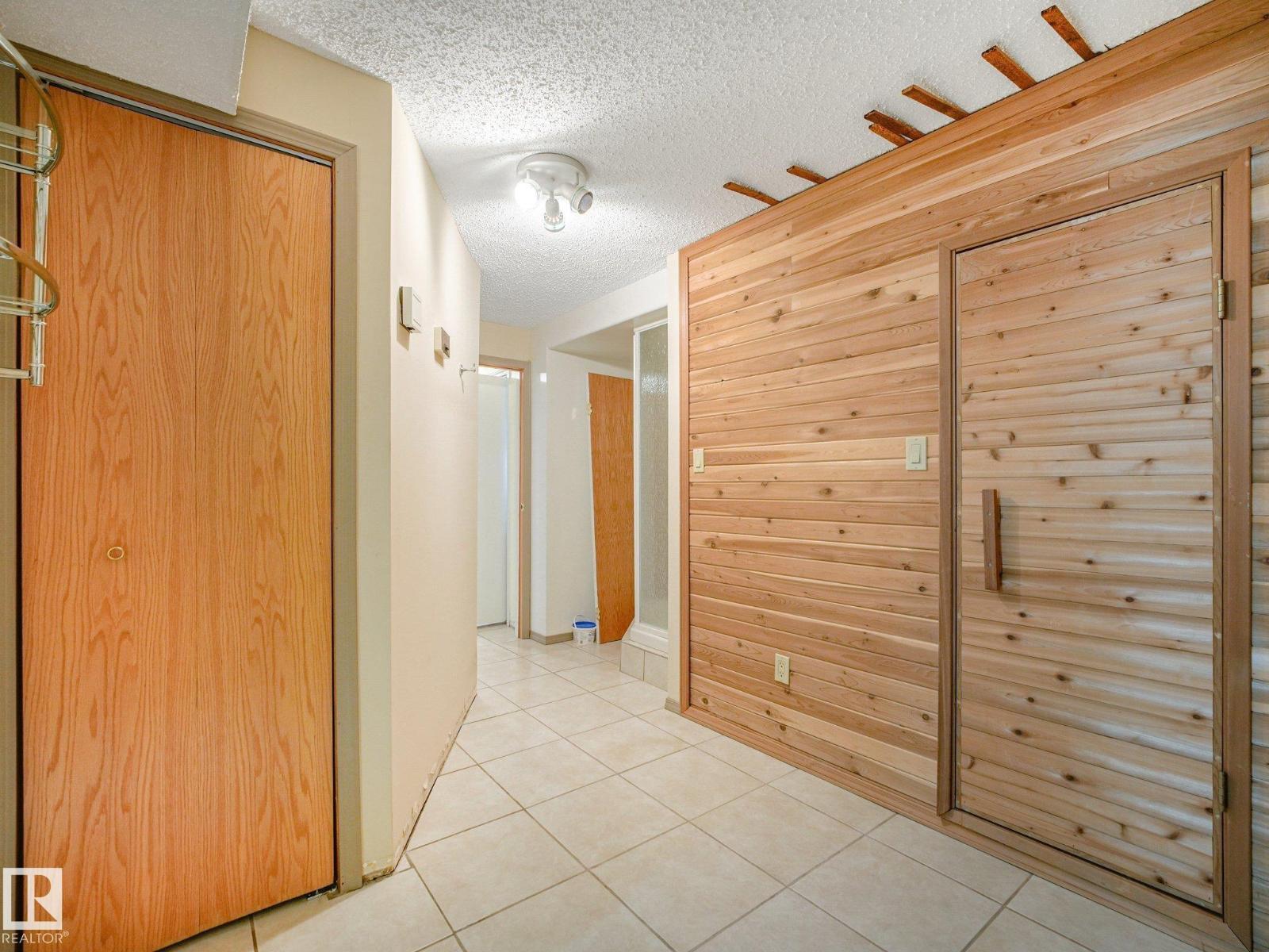 15617 80 Avenue NW - Photo 47