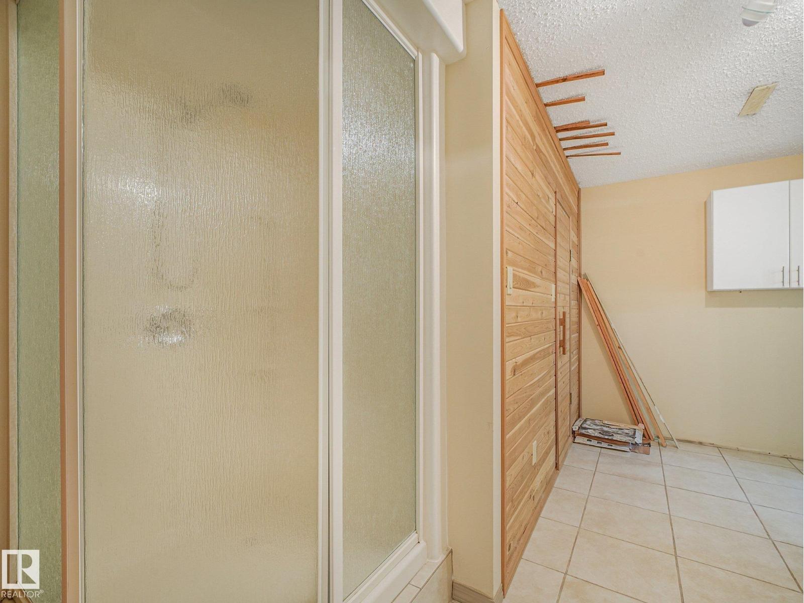 15617 80 Avenue NW - Photo 48