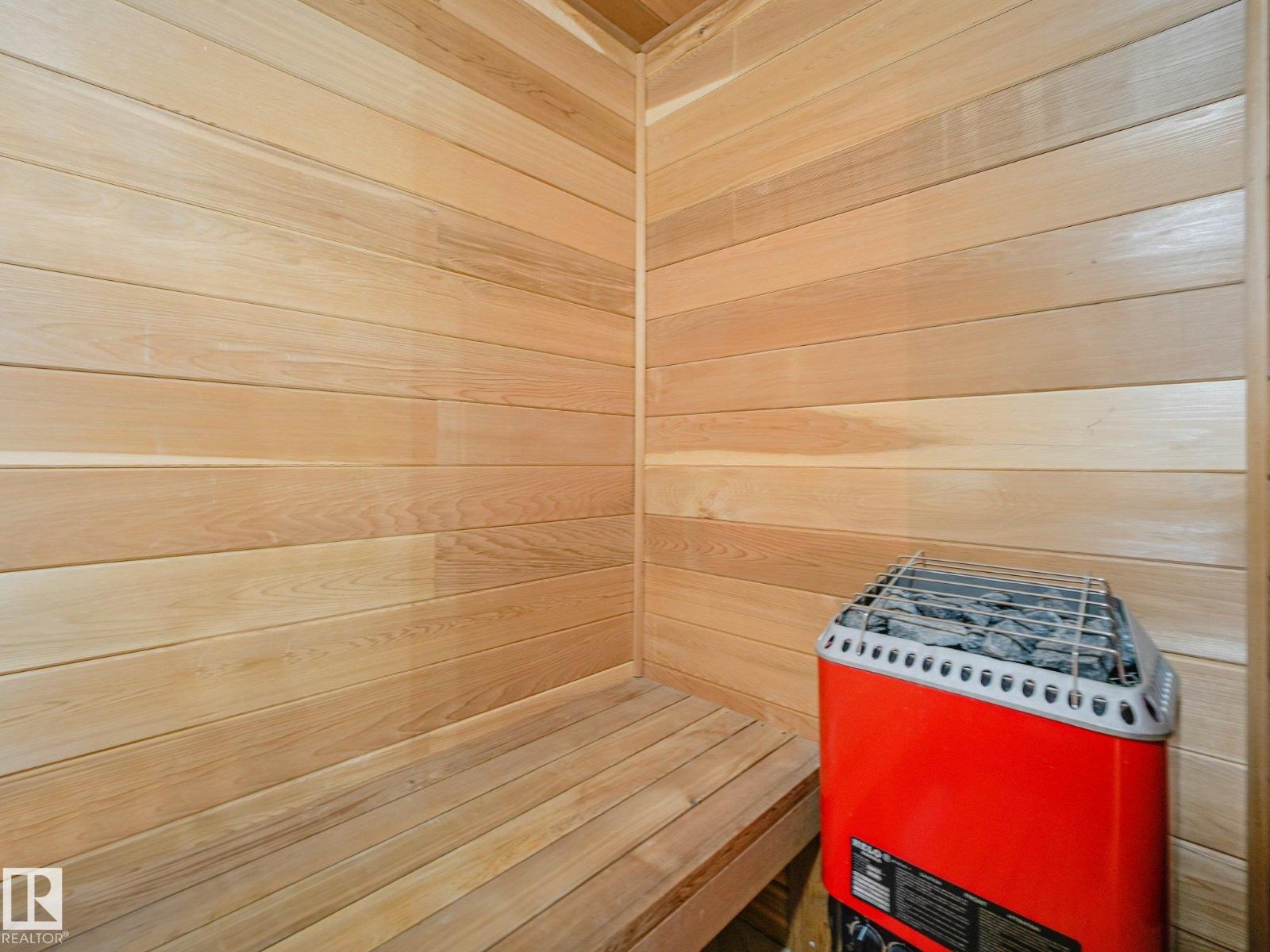 15617 80 Avenue NW - Photo 49